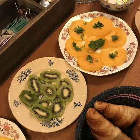 Kook מלון טריפה