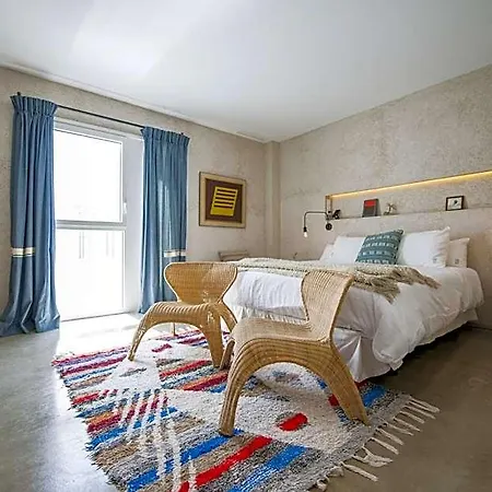 Kook Hotel 2*